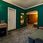 Coco فندق تيميشورا