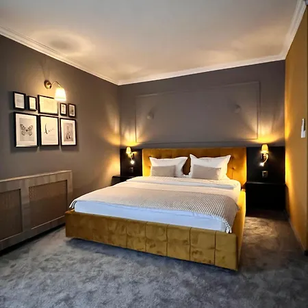 Coco Hotel 3*